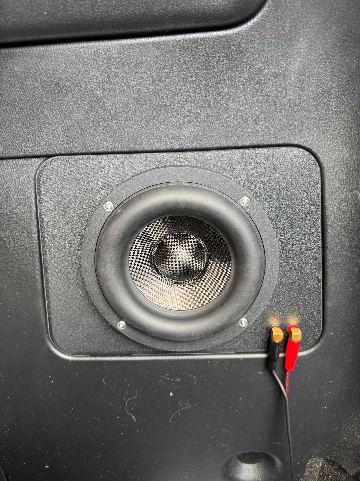 Mazda MX5 ND (2016+) - Subwoofer Speaker Bracket kit